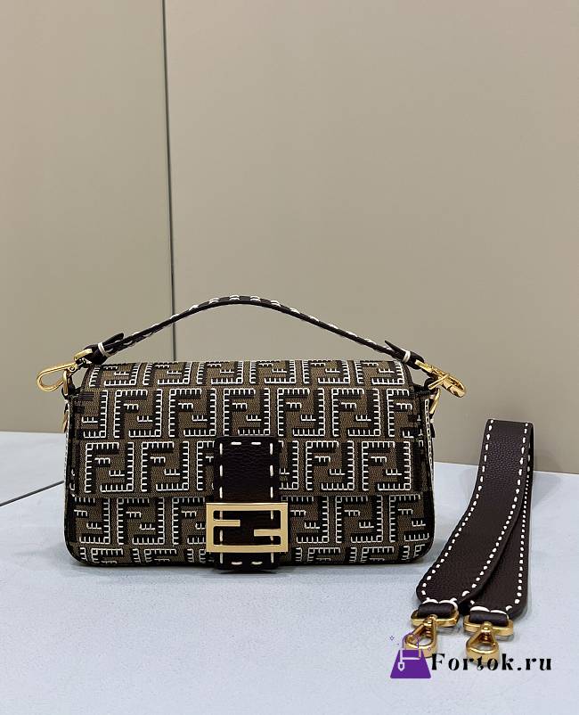 Fortok Fendi Baguette FF Logo Hand-stitched Calfskin Bag 8501F 28×6×13cm - 1