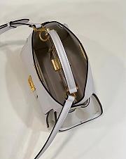 Fortok Fendi White Peekaboo Baguette Iconic Bag FF Buckle 23x11x18cm - 3