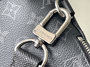 Fortok Louis Vuitton Duo Crossbody Bag Black M30936 20x42x6cm - 2