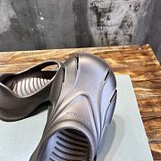 Fortok Balenciaga Mold Closed Rubber Sandals Grey - 2