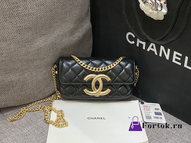 Fortok Chanel 23p Baguette Bag Lambskin Gold Hardware 17.5x10x6cm - 1