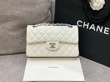 Fortok Chanel Classic Flap Bag White 23cm C881900