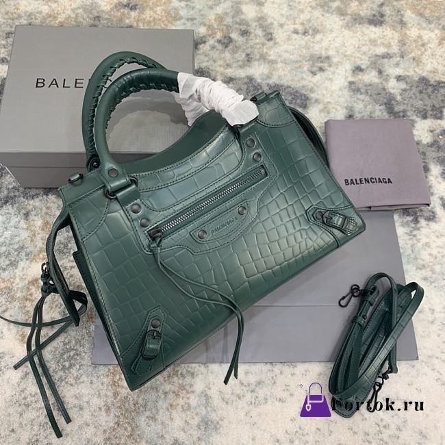 Fortok Balenciaga Neo Classic Bag in Green Croc Embossed Leather  - 1