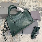 Fortok Balenciaga Neo Classic Bag in Green Croc Embossed Leather  - 1