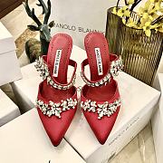 Fortok Manolo Blahnik Lurum Burgundy Satin Crystal Embellished Mules - 6