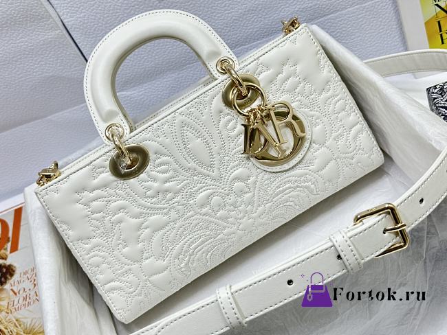 Fortok Dior Lady D-joy Pattern Bag in White 26x13.5x5cm - 1