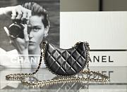 Fortok Chanel 23P Chain Mini Half Moon Clutch Black - 4