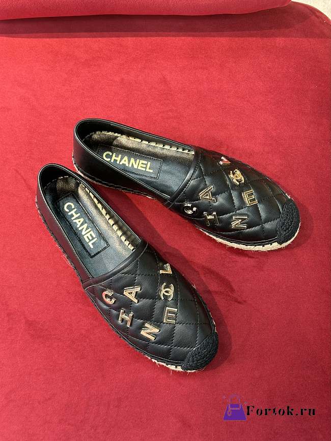 Fortok Chanel 2023 Loafers in Black - 1