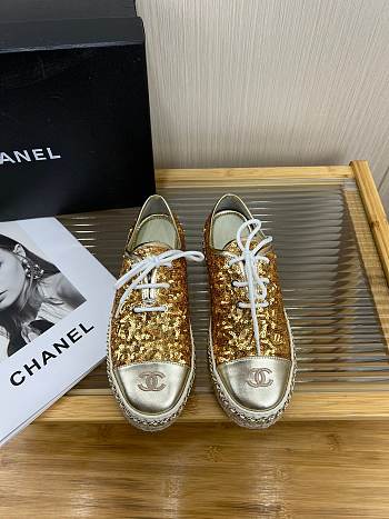 Fortok Chanel Loafers Gold