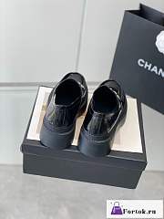 Fortok Chanel Logo Shiny Calfskin Loafers Black - 2