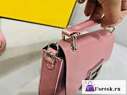 Fortok Fendi Baguette Bag in Pink 19x14x4cm - 5