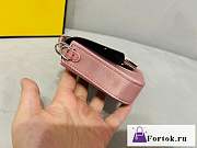 Fortok Fendi Baguette Bag in Pink 19x14x4cm - 4