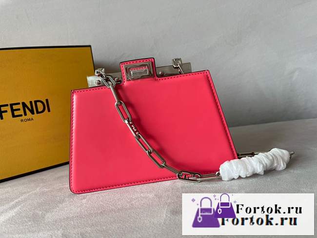 Fortok Fendi Pekapoo Cut Bag in Pink 11x20.5x14cm - 1