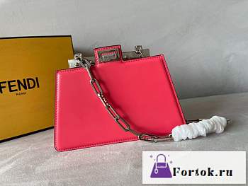 Fortok Fendi Pekapoo Cut Bag in Pink 11x20.5x14cm