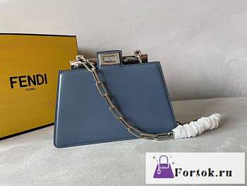 Fortok Fendi Pekapoo Cut Bag in Blue 11x20.5x14cm