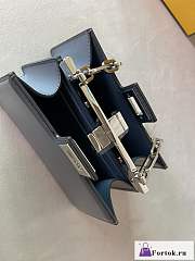 Fortok Fendi Pekapoo Cut Bag in Blue 11x20.5x14cm - 2