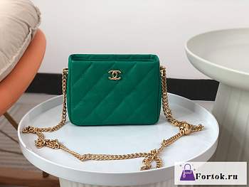 Fortok Chanel 23P Hobo Bag Green As3830 20x16x8cm