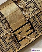 Fortok Fendi x Versace Baguette Bag Gold 20x13x5cm - 4