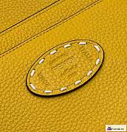 Fortok Fendi Peekapoo Handbag Yellow 33×12×25cm - 2