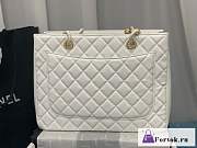 Fortok Chanel White Shopper Bag Caviar Leather Gold Hardware - 4