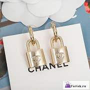 Fortok Chanel Small Lock Stud Earrings - 5