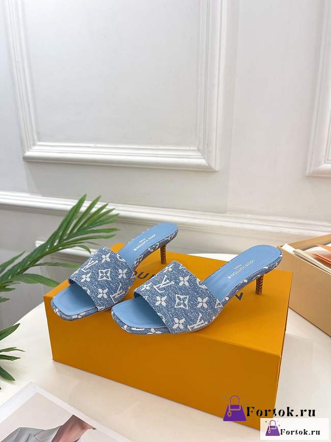 Fortok Louis Vuitton 2023 Slippers Blue - 1
