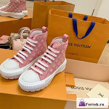 Fortok Louis Vuitton Squad Sneakers Pink