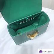 Fortok Louis Vuitton Twist Medium Bag Green M21649 19x15x9cm - 4