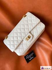 Fortok Chanel 2.55 Reissue Chervon Bag White 28cm - 4