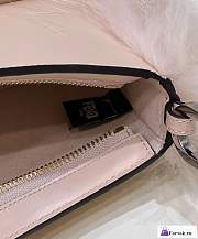 Fortok Fendi O-lock Swing Pink Fox Fur And Leather Pouch - 4