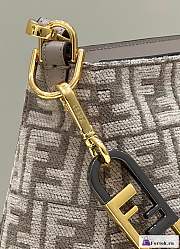 Fortok Fendi O'Lock Zip Beige Tapestry Fabric Bag 35x14x23cm - 5