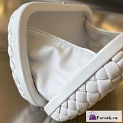 Fortok Bottega Veneta Knot Clutch in White 20x12x5.5cm - 3