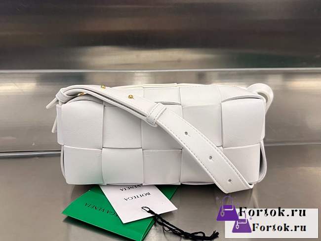 Fortok Bottega Veneta Brick Cassette Bag White 23.5x10x20cm - 1