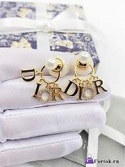 Fortok Dior Alphabet Stud Earrings - 3