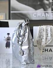 Fortok Chanel 22s Silver Hobo Bag Silver Buckle 35x37x7cm - 4