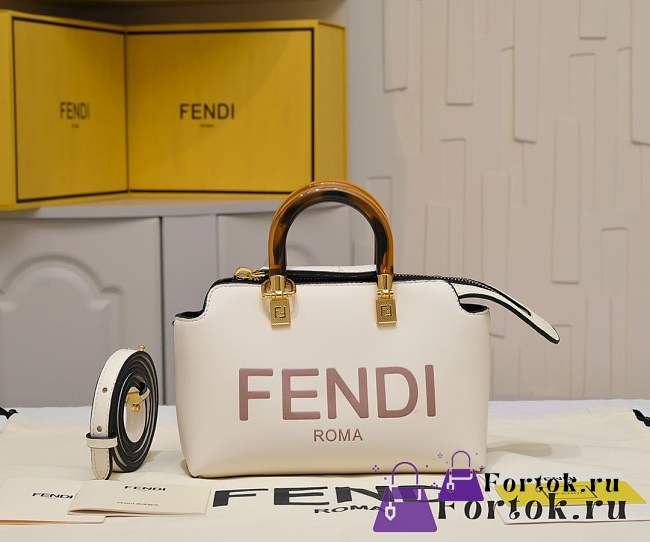 Fortok Fendi By The Way Mini Tote Bag White 19x20x6cm - 1