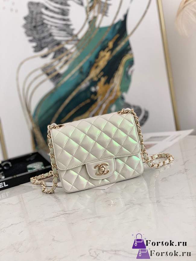 Fortok Chanel Classic Flap Bag Iridescent Ivory 17cm - 1