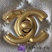 Fortok Chanel Flap Bag Silver With Top Handle 22x16x9cm - 4
