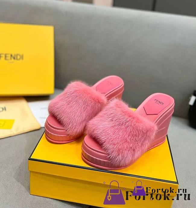 Fortok Fendi Fashion Show Pink Mink Slides - 1
