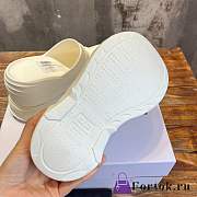 Fortok Fendi Fashion Show White Mink Slides - 2