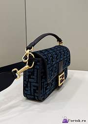 Fortok Fendi Iconic Baguette Bag Blue 8579 27x6x15cm - 3