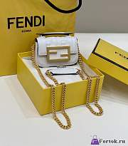 Fortok Fendi Nano Baguette Bag White 8603 11x3x7cm - 1