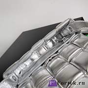 Fortok Bottega Veneta Mini Cassette Bag Sliver 20x12.5x7cm - 2