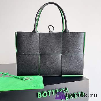 Fortok Bottega Veneta Slip Tote Bag Black 38x25x14cm