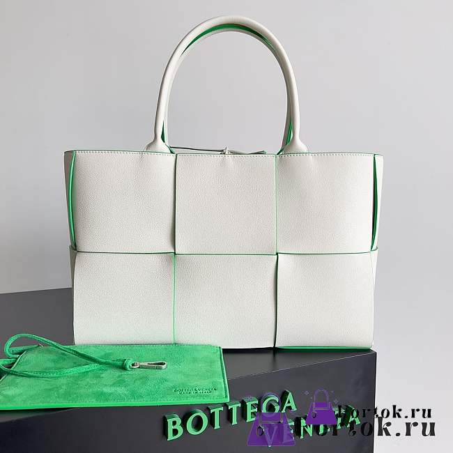 Fortok Bottega Veneta Slip Tote Bag White 38x25x14cm - 1