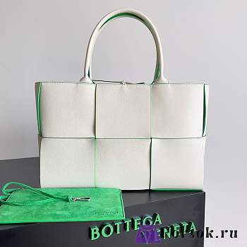 Fortok Bottega Veneta Slip Tote Bag White 38x25x14cm