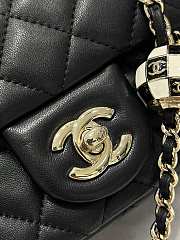 Fortok Chanel 23C Square Pearl Crush Enamel&Gold Lambskin Flap Bag Black - 6
