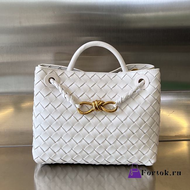 Fortok Bottega Veneta Andiamo Bag White 25x22x10.5cm - 1