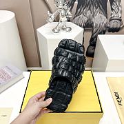 Fortok Fendi Logo Embossed Cloud Slides Black - 5