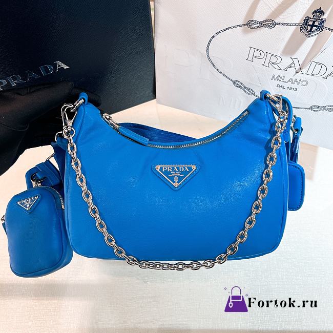 Fortok Prada Padded Nappa-leather Prada Re-Edition 2005 Shoulder Bag Blue - 1